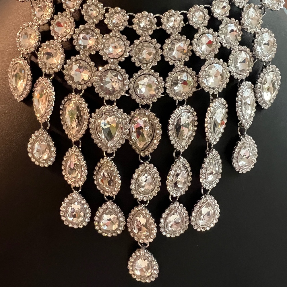 ZI Necklace